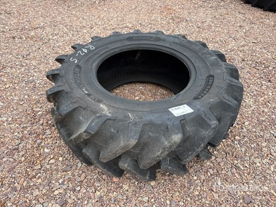 Quantity of (1) Michelin 380/85R24 137B Pneu Tires