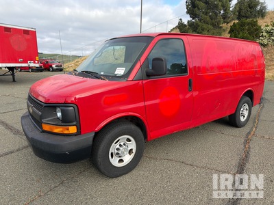 2014 Chevrolet EXPRESS 3500 Fourgon cargo
