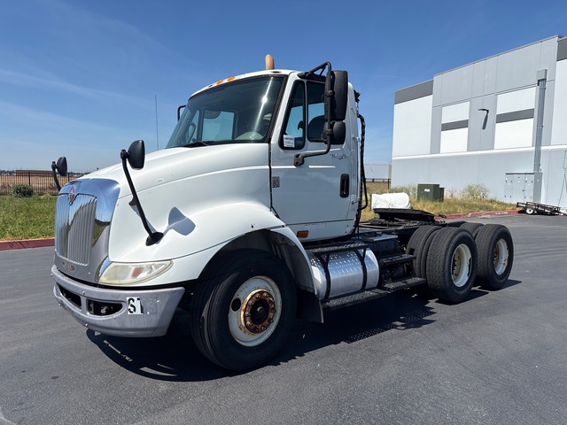 2014 International 8600 6x4 T/A Day Cab Truck Tractor