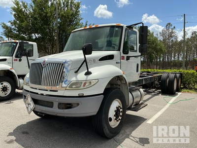 2014 Inernational 4400 6x4 Cab and Chassis (Inoperable)