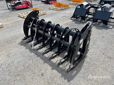 2026 GIYI GY-CLG72 72 in Garfio para minicargadora (Unused)