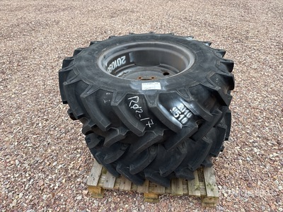 Quantity of (2) Mitas 340/85R24 F Wheels Räder