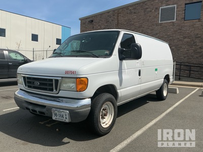 2007 Ford E-150 Fourgon cargo