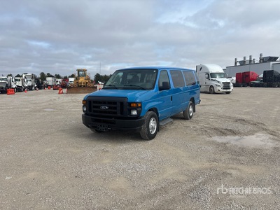 2012 Ford E-350 9 Passenger Van
