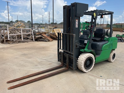 2014 Mitsubishi FG30N 4200 lb Pneumatic Tire Forklift