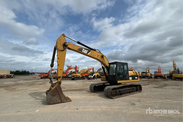 2011 Cat 320 DL Tracked Excavator