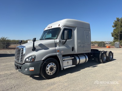 2018 Freightliner Cascadia 125 6x4 T/A Sleeper Truck Tractor