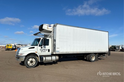 2018 International 4300 4x2 Ciężarówka chłodnia