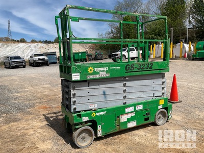2016 Genie GS-3232 Electric Scissor Lift
