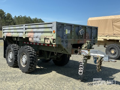 2005 Stewart & Stevenson M1095 MTV Cargo Trailer