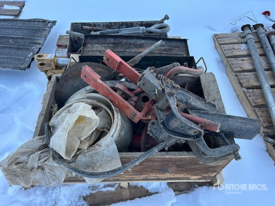 Quantity of Hydraulic Cylinders and Misc Parts