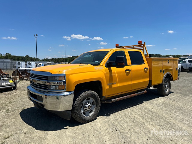 2016 Chevrolet Silverado 2500HD 4x2 Crew Cab Utility Truck