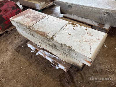 63 in X 20 in Tool Box