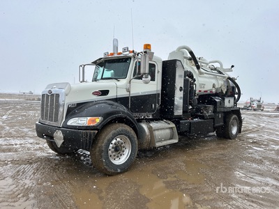 2005 Steel Head on 2008 Peterbilt 340 4x2 Combination Wash/ Camion-citerne à vide