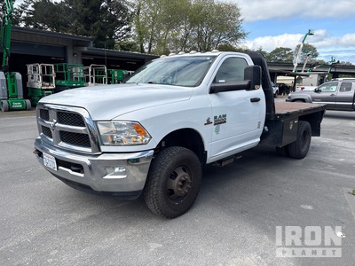 2016 Dodge Ram 3500 4x4 Flatbed Truck