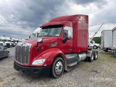 2016 Peterbilt 579 6x2 T/A Sleeper Truck Tractor