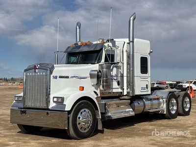 2019 Kenworth W900L 6x4 T/A Sleeper Truck Tractor