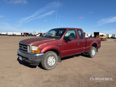 2001 Ford F-250 4x2 Extended Cab Pickup