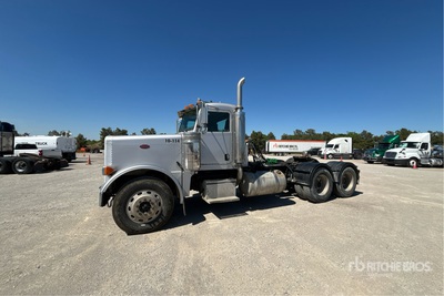 2007 Peterbilt 379 6x4 T/A Dagcabine Trekker