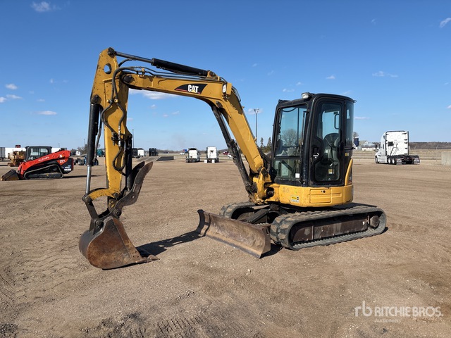2006 Cat 305C Mini Excavator | Ritchie Bros. Auctioneers