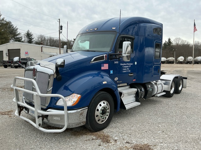 2019 Kenworth T680 6x4 T/A Sleeper Truck Tractor