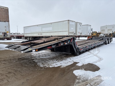 2013 Lode King 80000 lb 53 ft Tri/A Remolque de Cuello Abatible