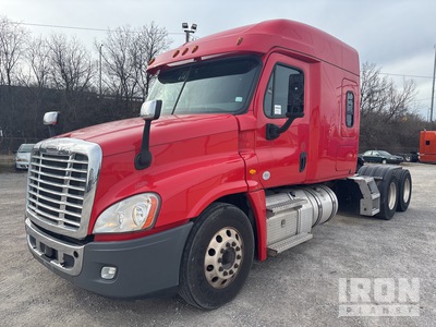 2018 Freightliner Cascadia 125 6x4 T/A Sleeper Truck Tractor