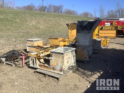 Quantity of (14) Gomaco Mules Gomaco mules