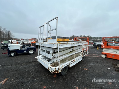 APK Electric Scissor Lift