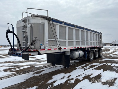 2006 Stargate 35 ft Tri/A Remolque banera