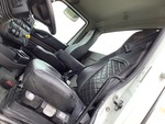 Cab with Seats/armrests