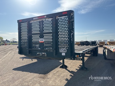 1997 A & L Metal Products 48 ft T/A Spread Axle Flatbed Trailer