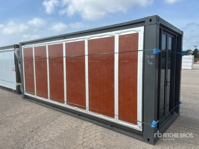 19 ft 5 in x 6 ft 11 in Expandable Container House