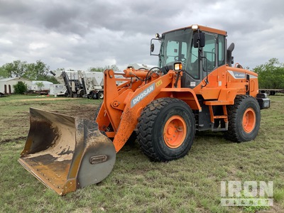 Doosan DL220 Chargeuse sur pneus