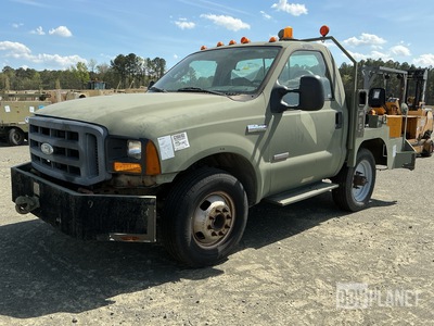 2006 Ford F-350 Super Duty Aircraft Pushback Tractor