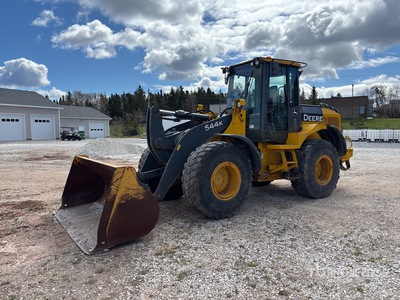 2009 John Deere 544K Chargeuse sur pneus