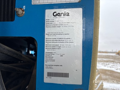 2010 Genie Z135/70 4WD Diesel Plataforma Elevadora Articulada