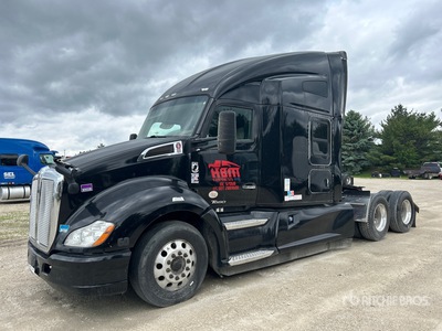 2019 Kenworth T680 6x4 T/A Sleeper Truck Tractor (Inoperable)
