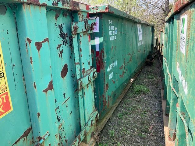 22 ft 30 cyd Roll-Off Container