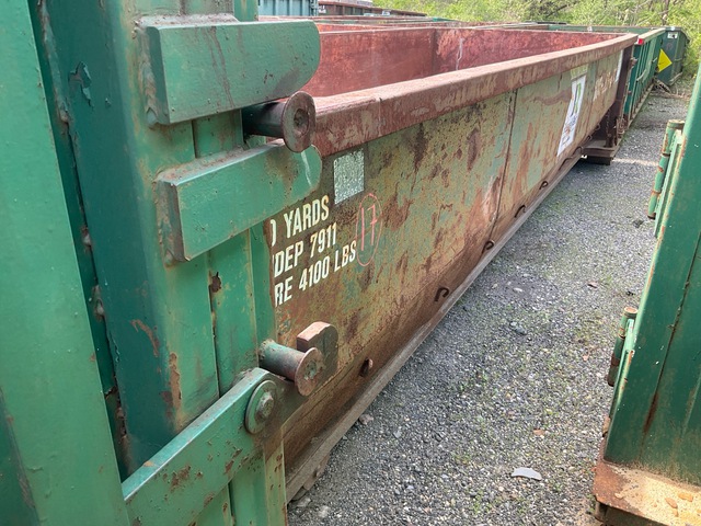 22 ft 20 cyd Roll-Off Container