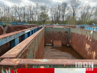 22 ft 30 cyd Roll-Off Container