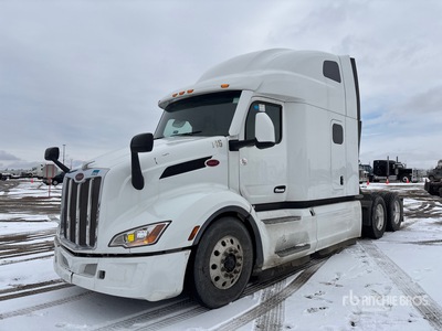2023 Peterbilt 579 6x4 Cabeza Tractora Cabina Dormitorio
