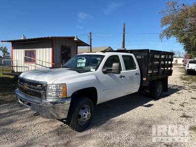 2014 Chevrolet Silverado 3500HD 4x2 Crew Cab Flatbed Truck
