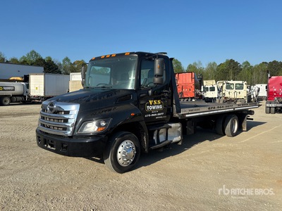 2018 Hino 268 4x2 Rollback Truck