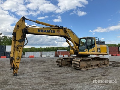 2013 Komatsu PC490LC-10 Tracked Excavator
