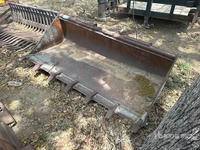 72 in Skid Steer Bucket
