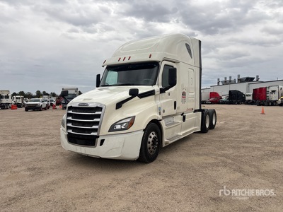2019 Freightliner Cascadia 126 6x4 T/A Sleeper Truck Tractor