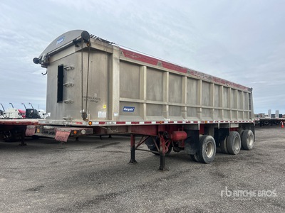 2006 Stargate 36 ft Tri/A Remolque banera