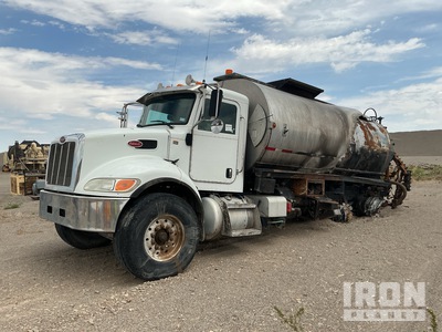 2017 Bearcat BC-502 on 2018 Peterbilt 348 Asphalt Distributor Truck