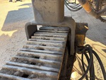 Cadre with Tourillons de suspension